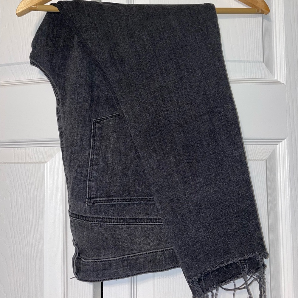 Gap ankle jeans button fly w/ raw hem